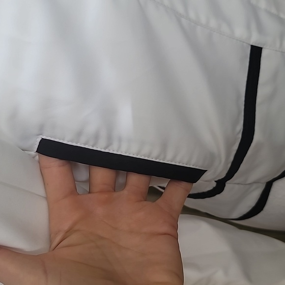 Nike White Jacket with Pockets - Picture 5 of 11